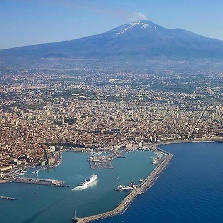 La Dimora Di Enrico Apartment คาตาเนีย ภายนอก รูปภาพ