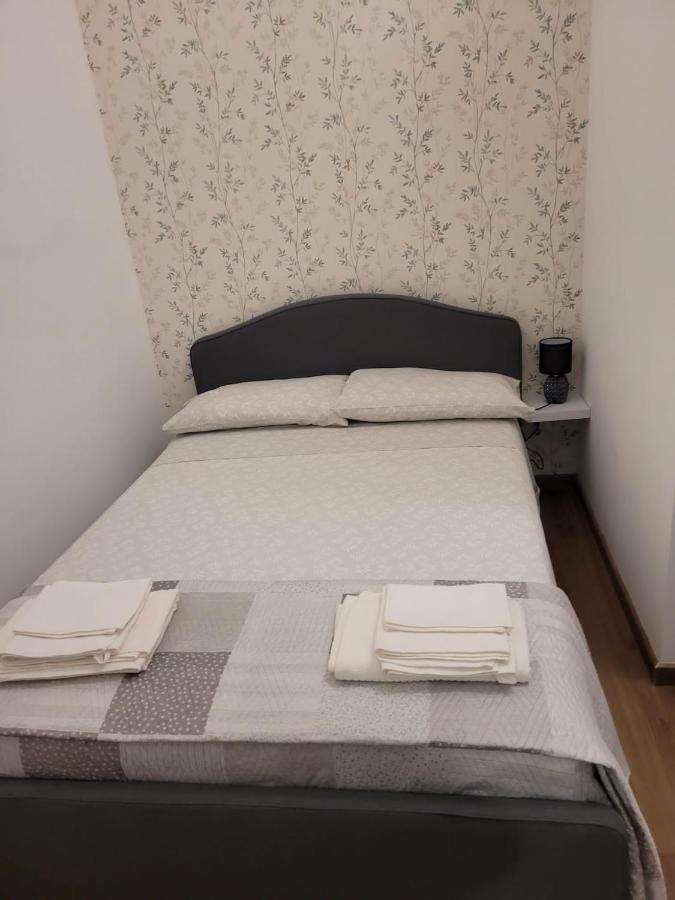 La Dimora Di Enrico Apartment คาตาเนีย ภายนอก รูปภาพ